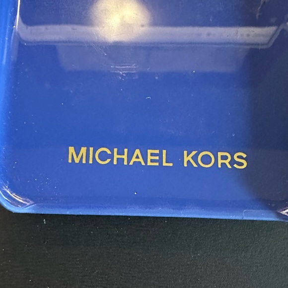 iPhone 7 case bundle - 7 pieces - Picture 2 of 9